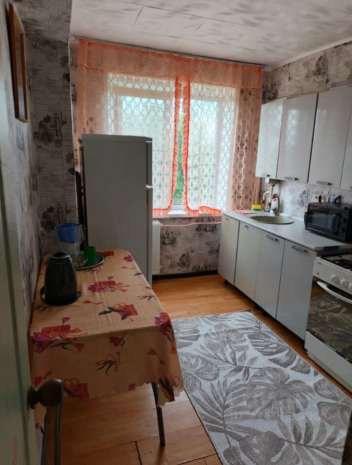 1-к кв. Калужская область, Людиново ул. Кропоткина, 23 (35.0 м²)