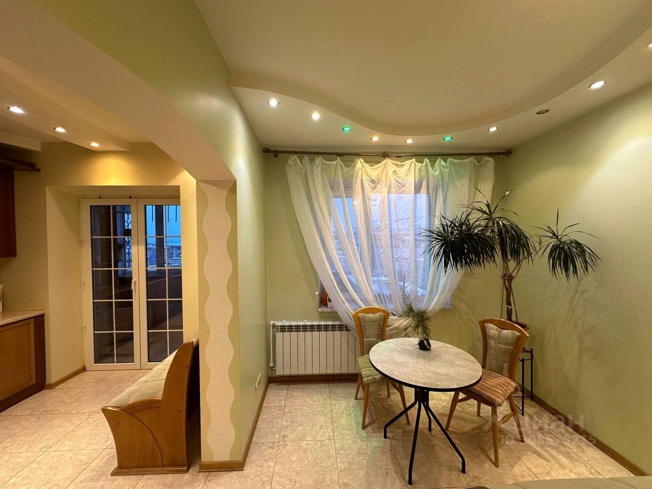 5-к кв. Магаданская область, Магадан Парковая ул., 11 (131.2 м²)