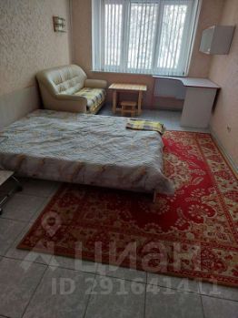 3-комн.кв., 72 м², этаж 1