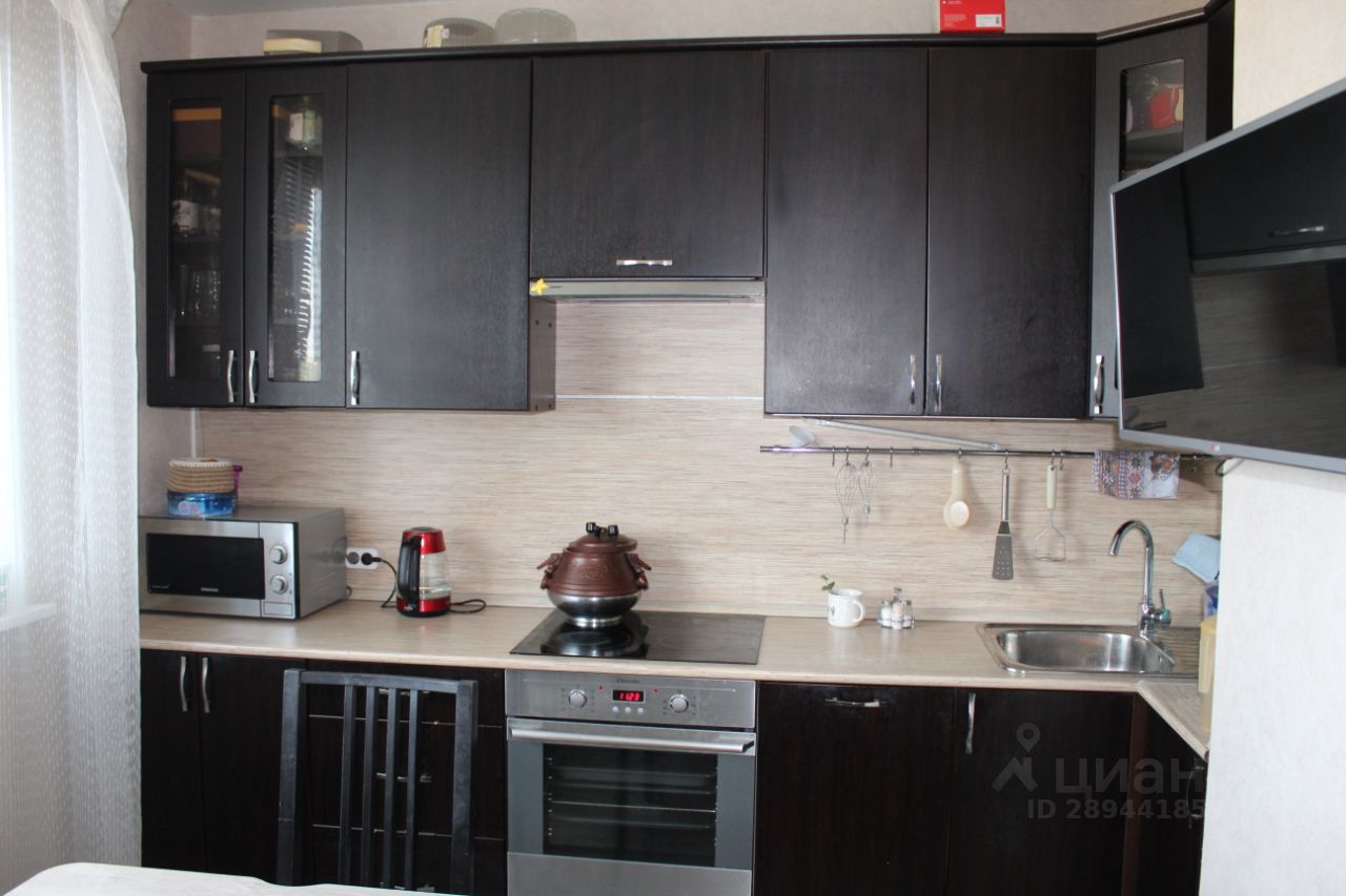 Продаю двухкомнатную квартиру 60м² Петровское ш., 1, Московская область ...