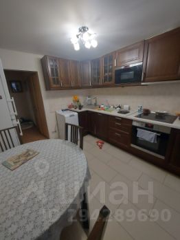 2-комн.кв., 57 м², этаж 8