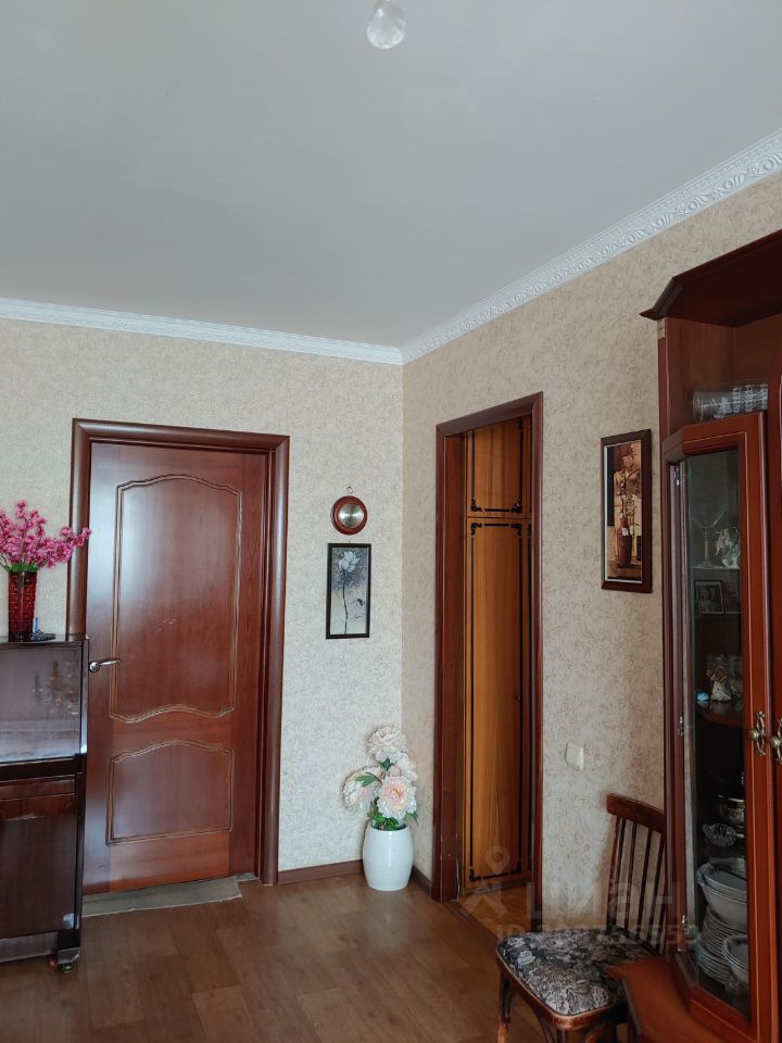 Продаю трехкомнатную квартиру 63.1м² ул. Сергея Есенина, 44, Нижний ...