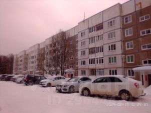 1-комн.кв., 42 м², этаж 3