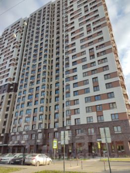 2-комн.кв., 42 м², этаж 23