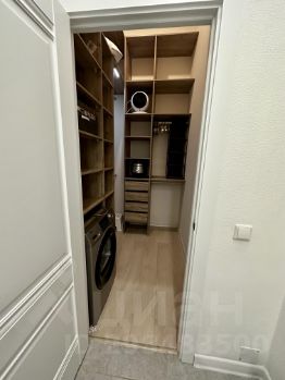 2-комн.кв., 64 м², этаж 24