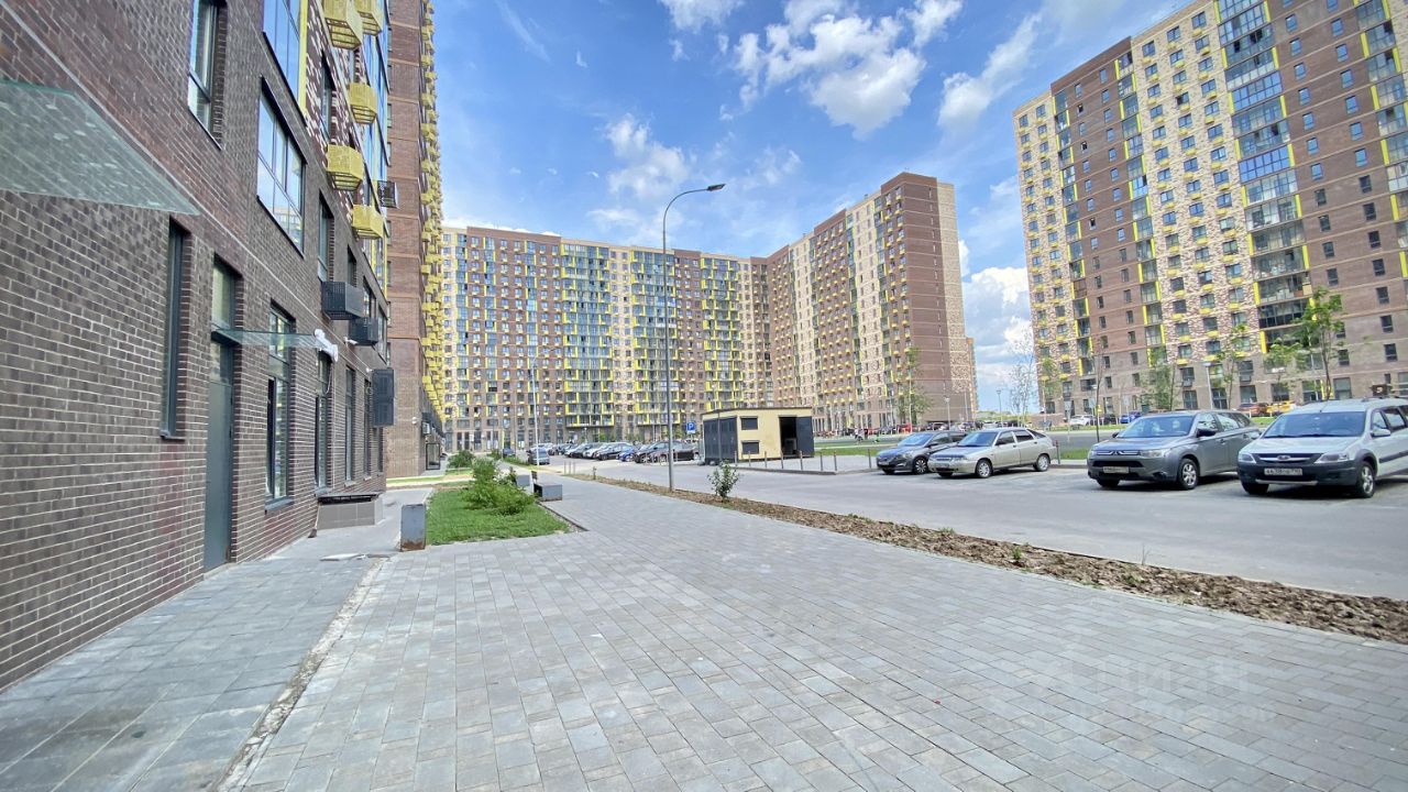 Продаю трехкомнатную квартиру 63,5м² ул. Современников, 7, Московская  область, Ленинский городской округ, Мисайлово деревня, м. Домодедовская -  база ЦИАН, объявление 303053990