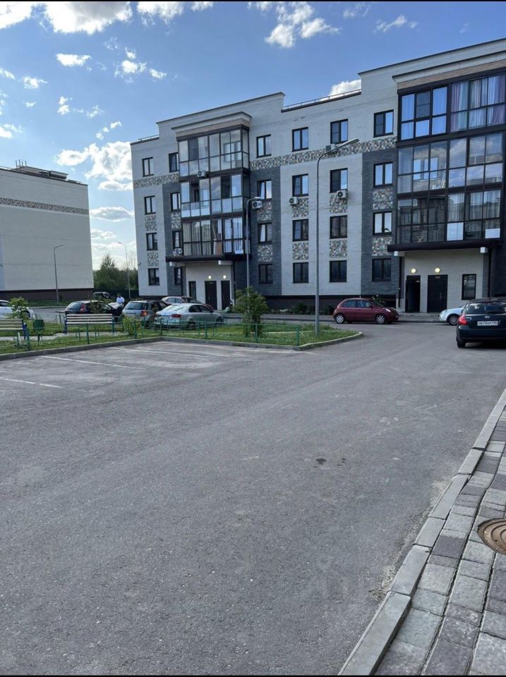 Продаю однокомнатную квартиру 39.7м² ул. Заречная, 4, Московская ...