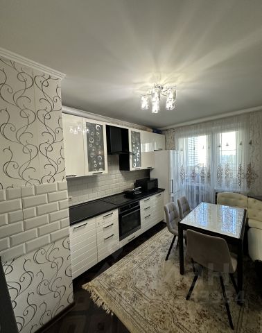 2-комн., 56 м², 3/17 этаж