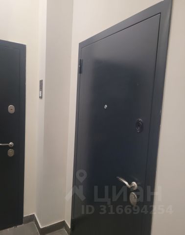 1-комн., 40,6 м², 1/25 этаж