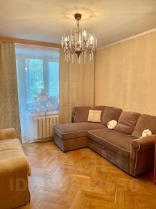 2-комн.кв., 37 м², этаж 4