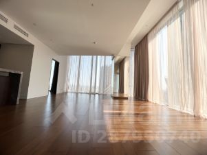 3-комн.апарт., 168 м², этаж 45