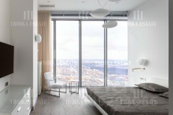 4-комн.апарт., 295 м², этаж 80