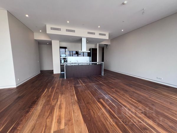 3-комн. апарт., 190 м², 68/85 этаж