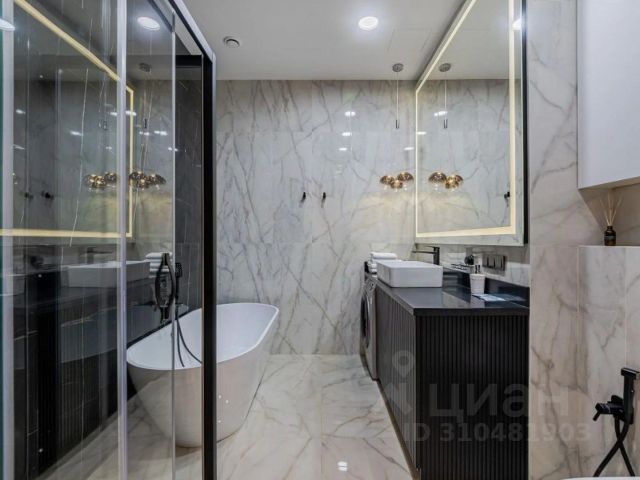 1-комн. апарт., 52 м², 37/68 этаж