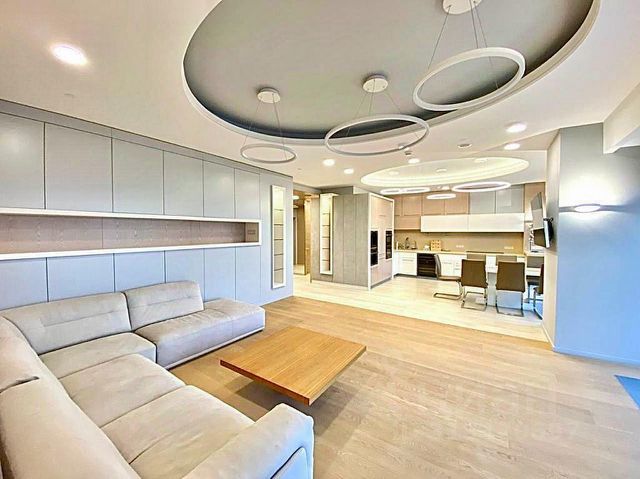 2-комн. апарт., 115 м², 55/75 этаж