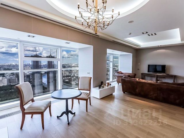 2-комн. апарт., 114 м², 46/75 этаж
