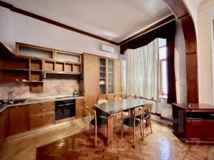 4-комн.кв., 126 м², этаж 3