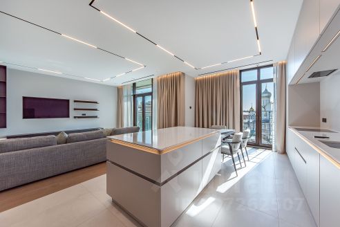 4-комн., 210 м², 6/7 этаж