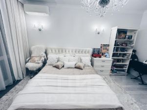 2-комн.кв., 75 м², этаж 10