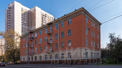 3-комн.кв., 107 м², этаж 4