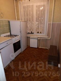 1-комн.кв., 32 м², этаж 3