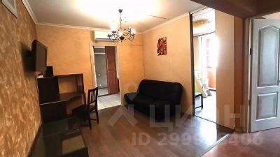 3-комн.кв., 46 м², этаж 4