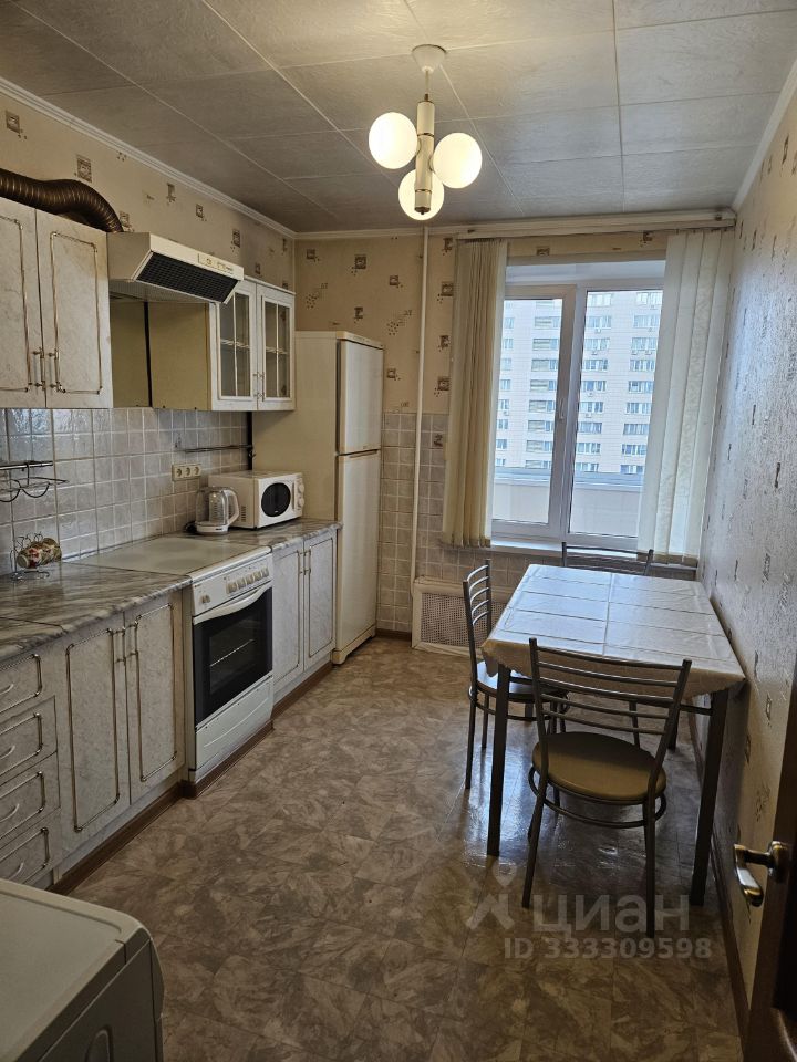 1-комнатная квартира, 35 м² — фото 1