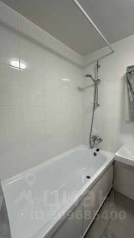 2-комн.кв., 55 м², этаж 33