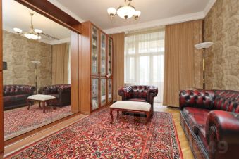 3-комн.кв., 92 м², этаж 4