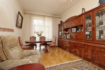3-комн.кв., 92 м², этаж 4