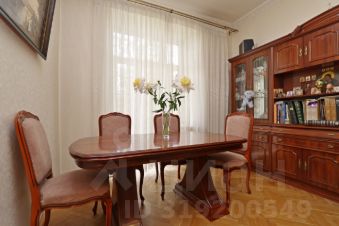 3-комн.кв., 92 м², этаж 4