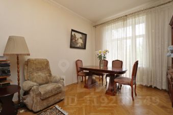 3-комн.кв., 92 м², этаж 4