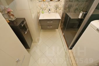 3-комн.кв., 92 м², этаж 4