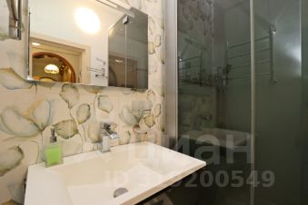 3-комн.кв., 92 м², этаж 4