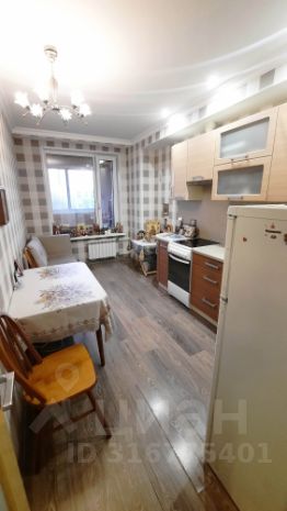 1-комн.кв., 40 м², этаж 3
