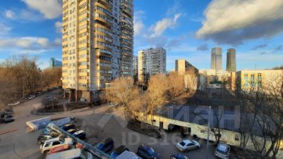 1-комн.кв., 40 м², этаж 3