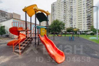 2-комн.кв., 53 м², этаж 1