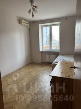 4-комн.кв., 74 м², этаж 3