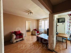 2-комн.кв., 44 м², этаж 3