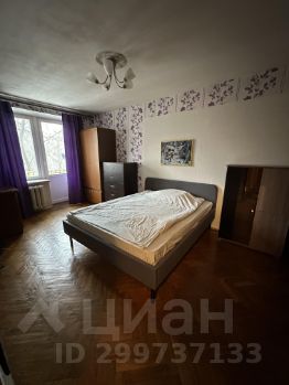 2-комн.кв., 42 м², этаж 3