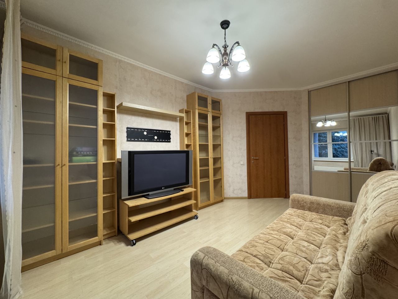 1-комнатная квартира, 35 м² — фото 2