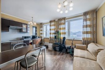 2-комн.кв., 55 м², этаж 3