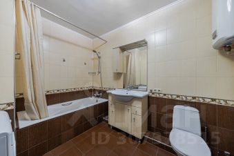 2-комн.кв., 55 м², этаж 3