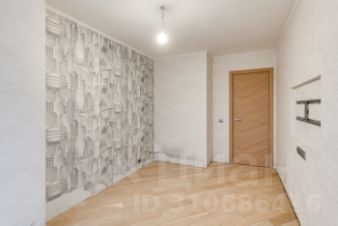 3-комн.кв., 90 м², этаж 17