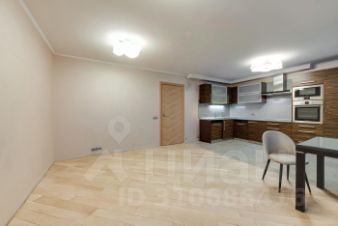 3-комн.кв., 90 м², этаж 17