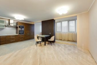 3-комн.кв., 90 м², этаж 17