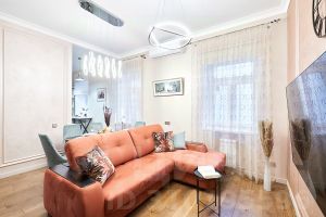 4-комн.кв., 82 м², этаж 3