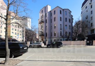 2-комн.кв., 64 м², этаж 2