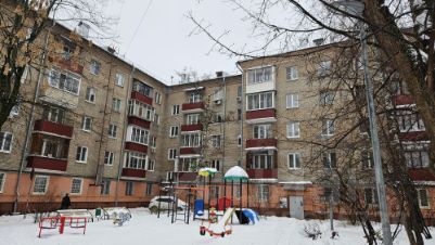 3-комн.кв., 75 м², этаж 1