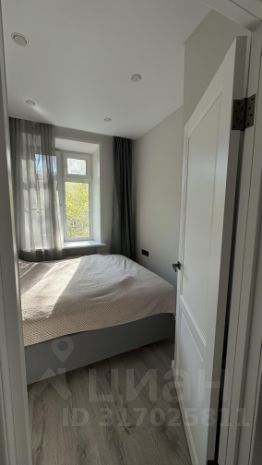 2-комн.кв., 43 м², этаж 4